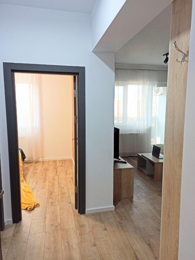 Stylish, Modern 2 Rooms Flat With City View, Near Presidential Palace Bucarest Exterior foto